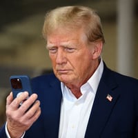 trumponfone